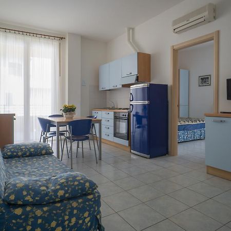 Hotel Residence Il Conero 2 Нумана Екстериор снимка