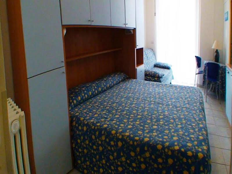 Hotel Residence Il Conero 2 Нумана Екстериор снимка