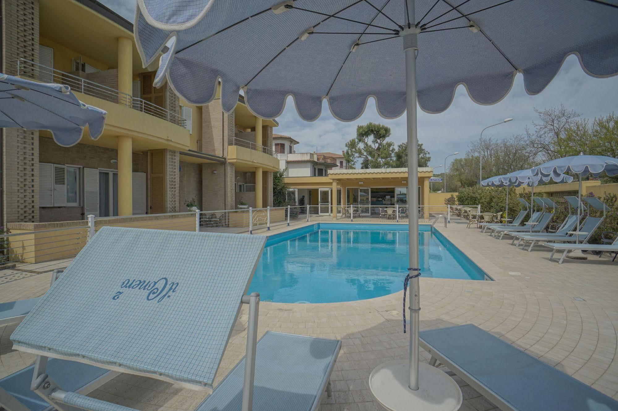 Hotel Residence Il Conero 2 Нумана Екстериор снимка